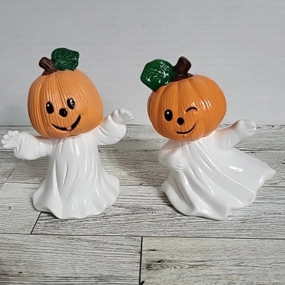 Ceramic Halloween Ghosts Decor Cute Kitschy Ghosts Pumpkins Set Of 2‎ - Picture 1 of 7